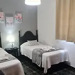 Viviendas Vacacionales Escuela