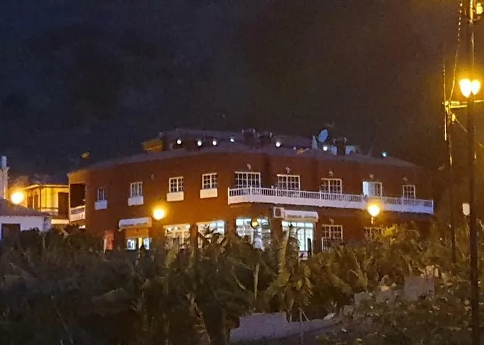 Escuela דירה